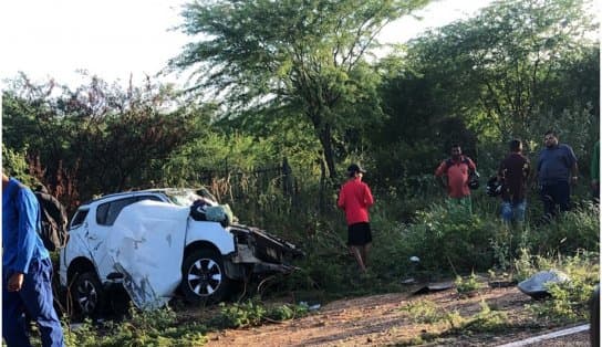 Imagem de Acidente com três veículos deixa um morto e cinco feridos na BR-235, no Norte da Bahia  