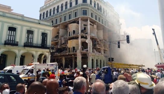 Imagem de Cuba: explosão destrói hotel famoso e deixa ao menos 9 pessoas mortas e 40 feridas 