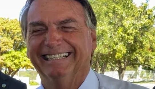 Imagem de Bolsonaro volta a utilizar expressão "arrobas" para se referir a peso de pessoa negra; ele já foi processado por racismo