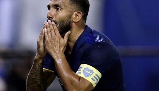 Imagem de Ex-Corinthians e Boca, argentino Carlitos Tévez oficialmente “pendura as chuteiras”