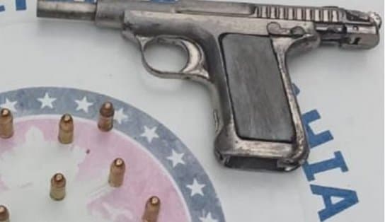 Imagem de Adolescente é preso com pistola, carregador e munições no bairro da Liberdade