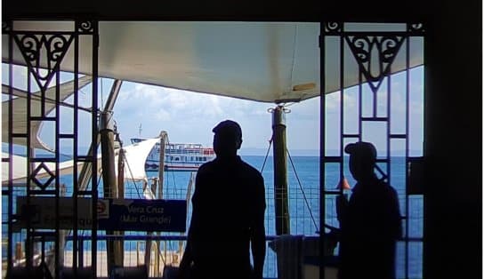 Imagem de Após "pausa forçada" devido ao mau tempo, Travessia Salvador-Mar Grande é retomada nesta quarta