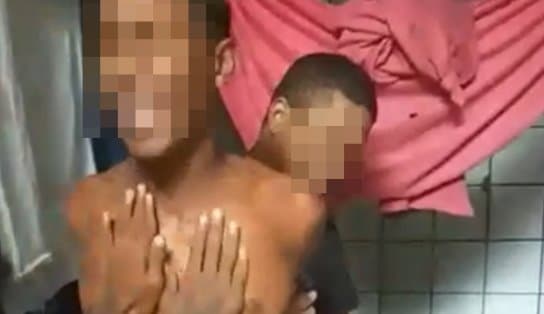 Imagem de Detento é agredido fisicamente por colegas de cela em presídio no interior da Bahia. 