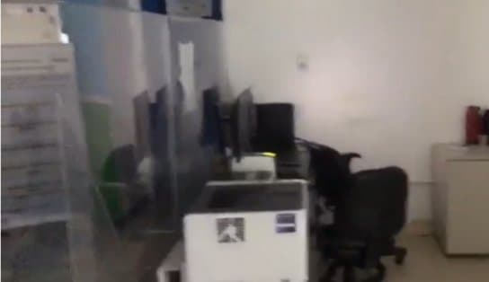 Imagem de Pai grava vídeo do Hospital Roberto Santos sem nenhum atendente durante a noite, assessoria nega