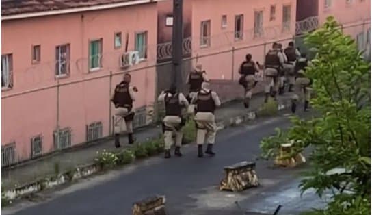 Imagem de Tiroteio leva tensão ao bairro de Valéria e ônibus deixam de circular no bairro; veja vídeo 