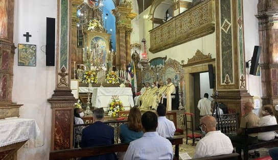 Imagem de Celebração de "Te Deum" enche igreja de Nossa Senhora do Rosário dos Pretos no pelourinho, em Salvador