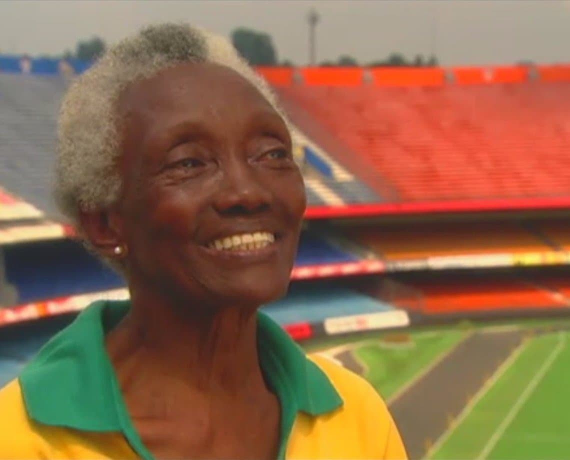 Primeira brasileira negra a competir em uma olimpíada, velocista Melânia Luz ingressa no Hall da Fama do COB