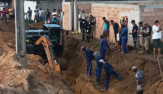 Imagem de Dois trabalhadores morrem soterrados em obra de macrodrenagem em Porto Seguro 