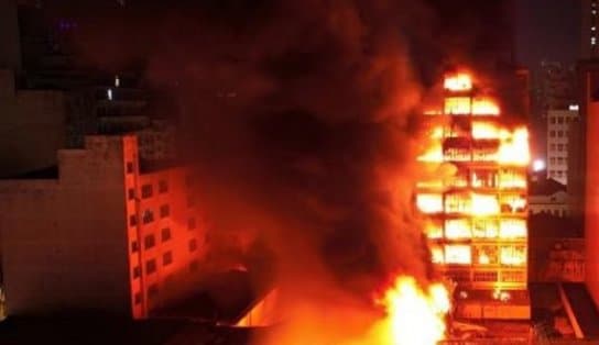 Imagem de Prédios comerciais são atingidos por incêndio de grande proporção no centro de São Paulo