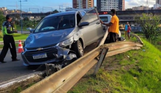 Imagem de Acidente perto das estações Acesso Norte e Detran causa parada na linha 2 do metrô; veja vídeos