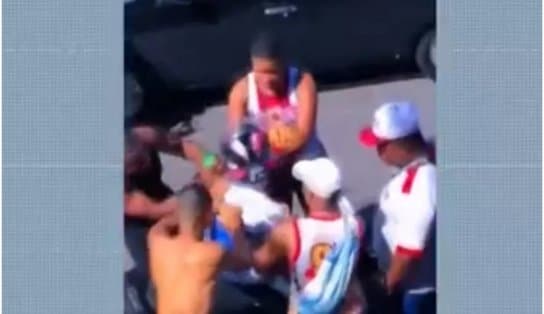 Imagem de Agredido por "torcedores" do Vitória, barbeiro vai ganhar uma motocicleta nova 