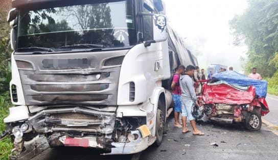 Imagem de Casal morre após grave acidente envolvendo carreta na BR-101, na Bahia  