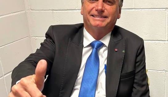 Imagem de Bolsonaro firma compromisso de respeitar resultado das eleições ao vivo pela primeira vez, mas com condição