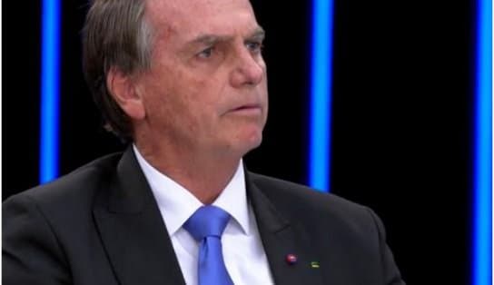 Imagem de Ministros e auxiliares comemoram desempenho de Bolsonaro em sabatina