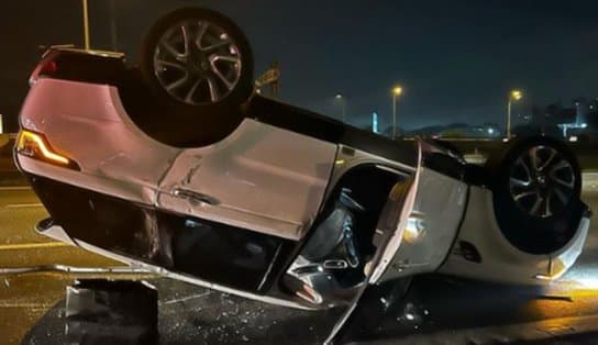 Imagem de Um dia antes do aniversário, Paula Fernandes sofre acidente de carro em São Paulo: "renasci"