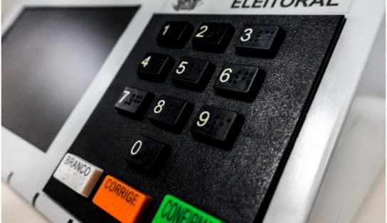 Imagem de Eleitor que se recusar a entregar celular ao mesário da seção eleitoral não poderá votar, diz TSE