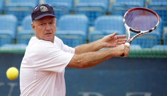 Imagem de Um dos principais nomes do tênis profissional do Brasil, Roger Guedes disputa Torneio Internacional Seniors em Salvador