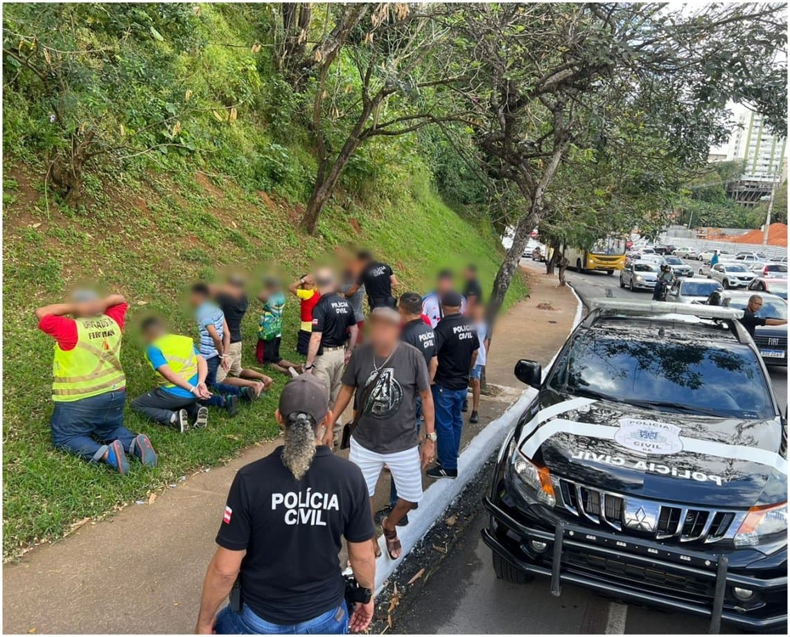 "Pode parar": Polícia Civil reprime extorsão em estacionamento próximo ao circuito do desfile de 7 de Setembro, em Salvador