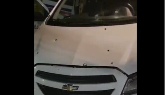 Imagem de Taxista é atingido por vários tiros e morre dentro de carro em Salvador; baleado, passageiro está no HGE