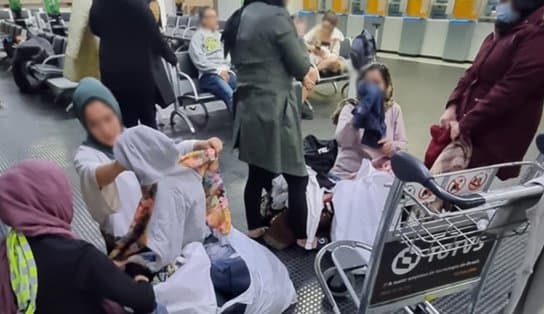 Imagem de Refugiados afegãos que estavam em aeroporto de São Paulo são encaminhados para hotéis na cidade