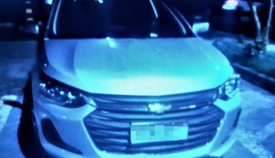 Imagem de Frete ilegal: motorista que levava carro roubado para cidade do interior é detido e diz que receberia R$ 500 pelo serviço