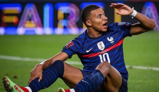 Imagem de Mbappé se recusa a fotografar pela Federação Francesa e cria climão