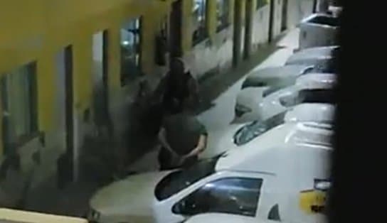 Imagem de Vídeo mostra que, algemado, sargento segurança de ACM Neto pediu por socorro contra colegas de farda; "vou morrer" 