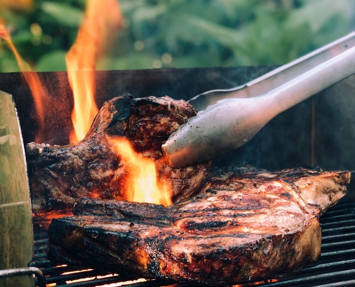 Churrasco em ritmo de democracia