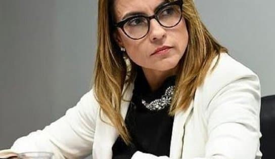 Imagem de Soraya Thronicke declara não dar apoio para Lula ou Bolsonaro: "nenhum desses bandidos merece"