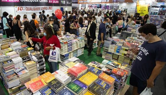 Imagem de Bienal do Livro da Bahia inicia a venda de ingressos na quarta-feira; saiba mais detalhes