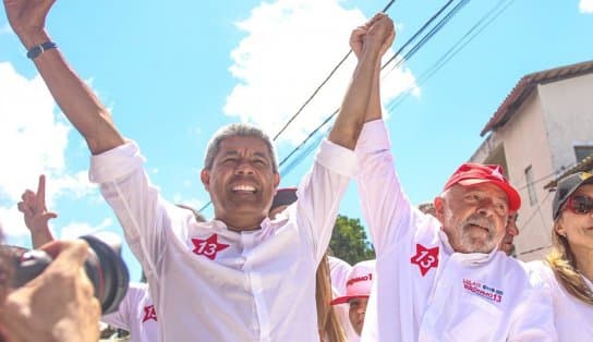 Imagem de Lula volta a Salvador nesta quarta para caminhada com Jerônimo na Barra