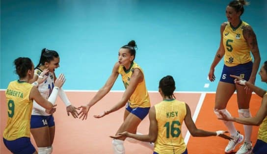 Imagem de Brasil bate Itália e fica a um jogo do inédito título mundial de vôlei