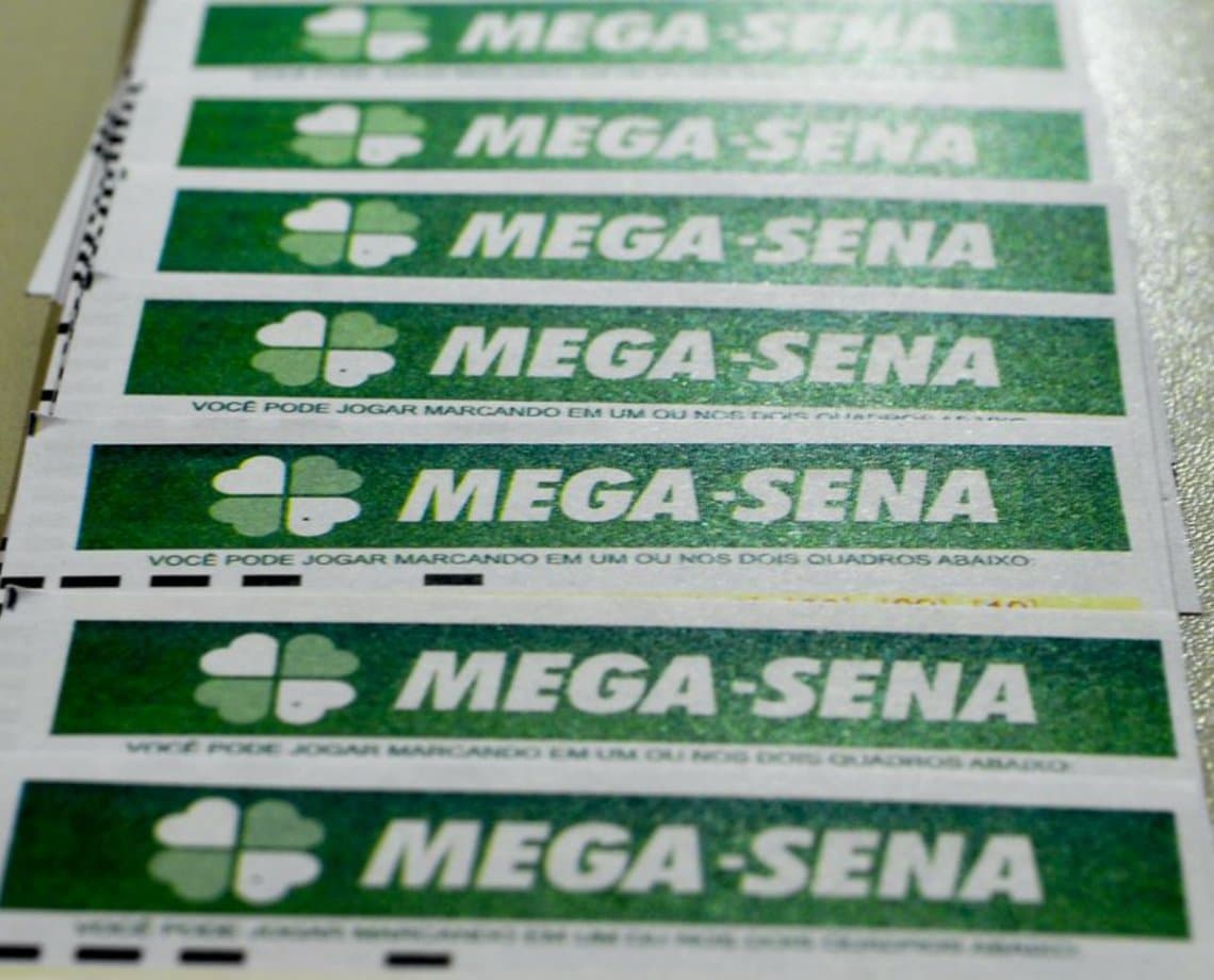 Ninguém acertou! Mega-Sena acumula e deve pagar 77 milhões no próximo sorteio 