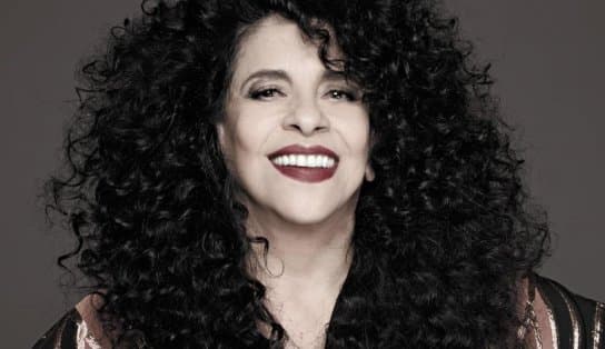 Imagem de Gal Costa suspende shows até o final de novembro após cirurgia