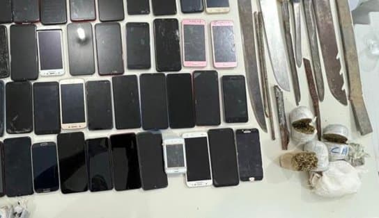 Imagem de Celulares e 2,4 kg de drogas são encontrados nos presídios de Jequié e Juazeiro