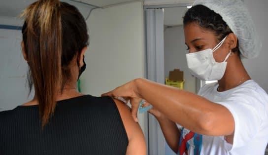 Imagem de Confira os postos de vacinação contra Covid-19 nesta quarta-feira, em Salvador; imunização conta com postos fixos e drives