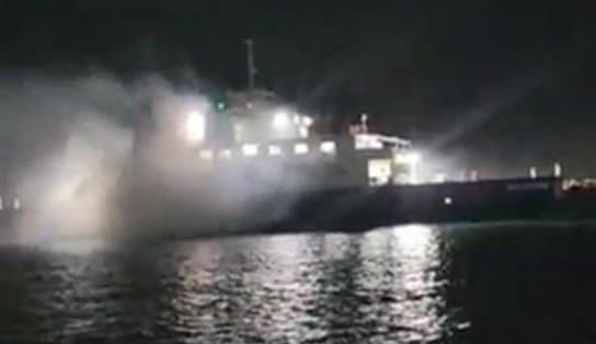 Imagem de Vídeo: Ferry Boat opera em Salvador repleto de fumaça; concessionária disse que não houve fogo