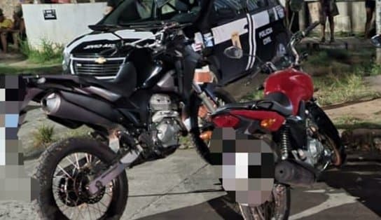 Imagem de Flagrado com motos roubadas, suspeito tenta dar jeitinho "de milhões" e oferece R$ 30 mil para subornar PM em Salvador  